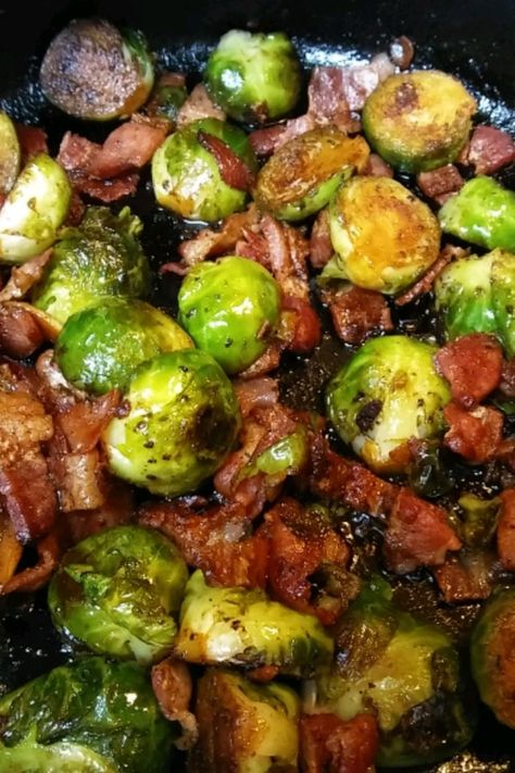 Best Side Dishes For Steak, Side Dishes For Steak, Steak Side Dishes, Sprouts Recipe, Shredded Brussel Sprouts, Keto Vegan, Sprouts With Bacon, Sprout Recipes, Brussels Sprouts Recipe