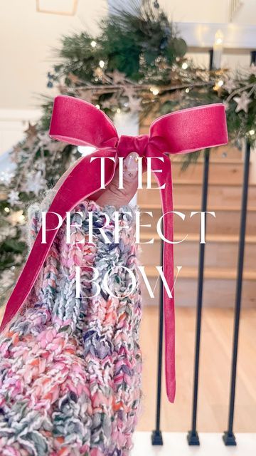 Velvet Bow On Wreath, Christmas Tree With Small Bows, Tying Velvet Bow, How To Tie A Bow With Ribbon For Wreath, Tying A Christmas Bow, How To Tie Small Bows, Making Velvet Bows, Diy Easy Bow, How To Tie A Velvet Bow For A Wreath