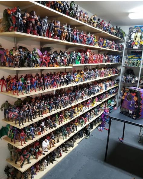 Action Figure Room Ideas, Marvel Toys Collection, Action Figure Room, Collector Room Ideas, Action Figure Display Ideas, Comic Book Rooms, Toy Collection Room, Toy Collection Display, Geometric Tattoo Sleeve Designs