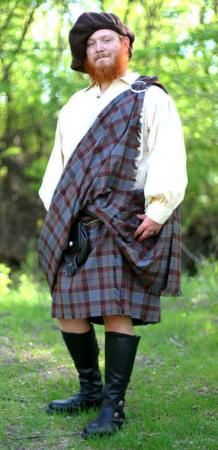 Kilt Fashion: OUTLANDER Great Kilt - Scottish-Made Poly/Viscose Tartan - Great kilt. #outlander #outlanderstarz #outlanderseries #outlanderseason4 #celtic Kilt Fashion, Kilt Pattern, Scotland Fashion, Scotland Kilt, Great Kilt, Campbell Tartan, Celtic Christmas, Scottish Clothing, Irish Fashion