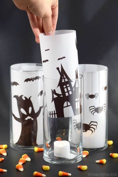 Pelottava Halloween, Bricolage Halloween, Table Halloween, Halloween Tutorial, Easy Halloween Decorations, Halloween Tattoo, Halloween Crafts Decorations, Spooky Candles, Aesthetic Halloween