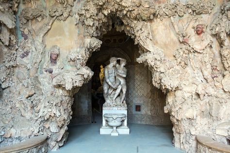 Mannerist Architecture, Shell Furniture, Grotto Design, Italy 1983, Boboli Gardens, Somewhere In Northern Italy 1983, Italy Magazine, Giorgio Vasari, Natural Cave