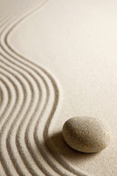 Zen Feng Shui Dicas, Work Life Balance Tips, Zen Meditation, Sumi E, Lunch Snacks, Work Life Balance, Zen Garden, A Rock, A Quote