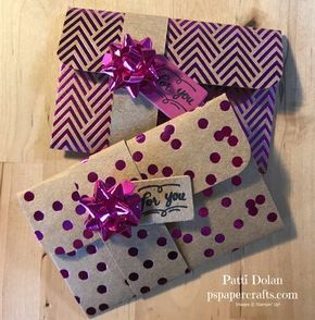 Paper Folding Gift Card, Folding Gift Card Holder, Cool Gift Card Holder Ideas, Envelope For Gift Card, Paper Craft Gift Boxes, Gift Card Tutorial, How To Wrap A Gift Card With Wrapping Paper, Simple Gift Card Holder, How To Make A Gift Card Holder