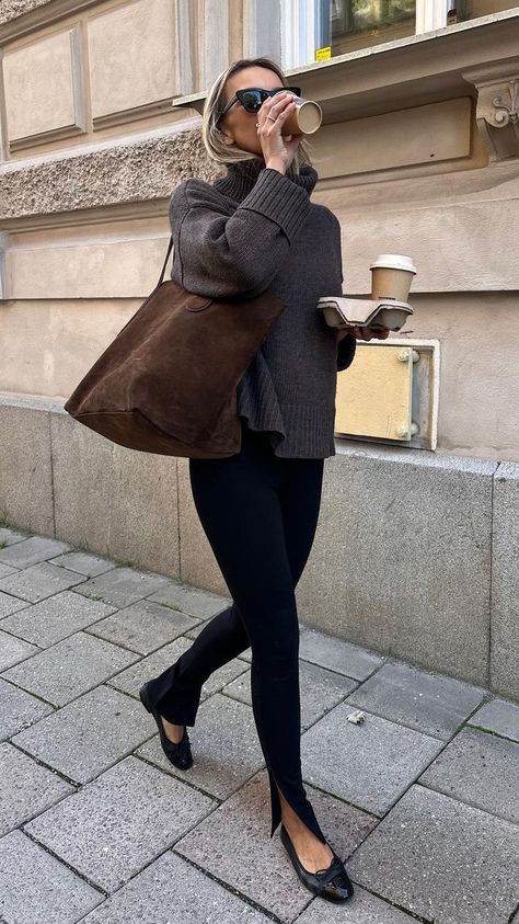 Female Lawyer Fashion, Female Lawyer, Lawyer Fashion, Lawyer Outfit, Style Casual Chic, Italy Outfits, Looks Chic, Fashion Fall, Mode Inspo