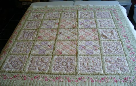 Candlewicking Patterns Free, Candlewicking Quilts, Candlewicking Patterns, Candlewicking Embroidery, Medallion Quilt, Embroidered Quilts, Jellyroll Quilts, Modern Quilt Patterns, Fabric Yarn