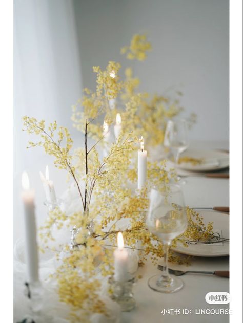 Modern Yellow Wedding, Light Yellow Weddings, Candle Table Setting, Branch Centerpieces Wedding, Yellow Centerpieces, Yellow Wedding Bouquet, Yellow Wedding Flowers, April Wedding, Holiday Table Settings