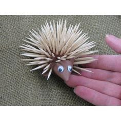 Leaf Hedgehog, Toothpick Crafts, Play Dough Crafts, Pumpkin Decorating Kits, Hedgehog Craft, Playdough Activities, Model Magic, Playdough Kits, Autumn Crafts