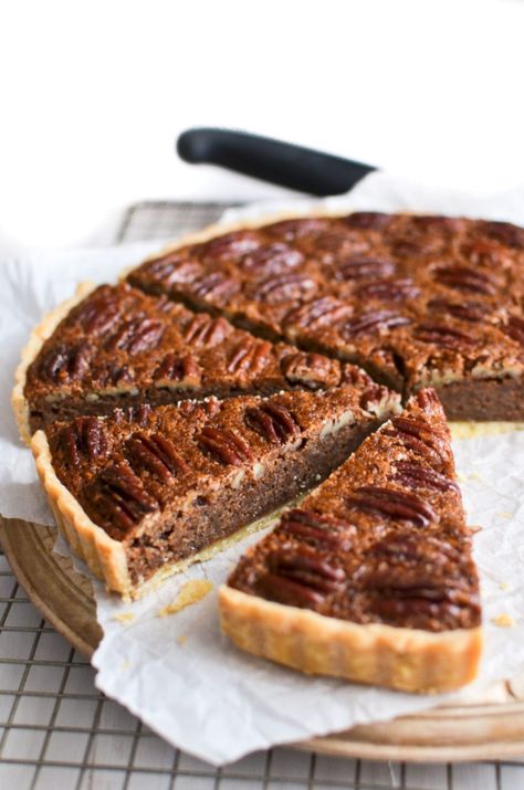 My Maple Frangipane Pecan Pie recipe is a delicious tart filled with a rich, soft pecan frangipane filling. It's a new holiday dessert tradition waiting to happen! #recipe #easy #pie #Thanksgiving #holidays #tart #pecans #frangipane #pecanpie #nocornsyrup #healthy #dessert Pecan Frangipane Tart, Pecan Pie Thanksgiving, Low Carb Thanksgiving, Winter Sweets, Maple Pecan Pie, Pecan Tart, Homemade Pie Recipes, Bakery Goods, Frangipane Tart