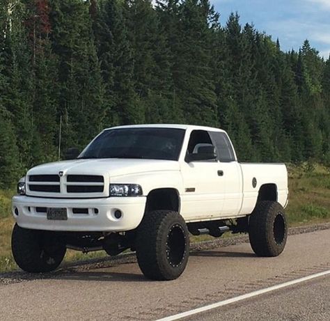 2nd Gen Cummins, Cummins Diesel Trucks, 1st Gen Cummins, Dodge Cummins Diesel, Dodge Diesel Trucks, Dodge Diesel, Cummins Trucks, Trucks Lifted Diesel, Dream Trucks