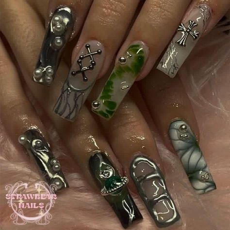 Green Cross Nails, Green Nails Y2k, Gray Y2k Nails, Silver And Green Nails, Green Y2k Nails, Y2k Black And Silver Nails, Green And Silver Nails, Grunge Fairy Core Nails Acrylic, Long Acrylic Nails Chrome Hearts