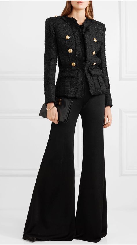 Balmain Black Tweed Blazer Outfit, Tweed Blazer Outfit Women, Tweed Blazer Outfit, Semi Formal Mujer, Tweed Jacket Outfit, Black Tweed, Moda Vintage, Tweed Blazer, Blazer Outfits