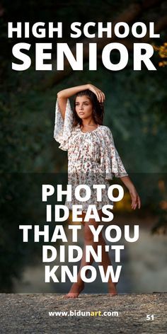 Diy Senior Pictures Ideas, School Picture Day Poses, Senior Fall Photoshoot Ideas, Diy Senior Pictures Props, Posing Ideas For Senior Pictures, Senior Pictures City Urban, Senior Picture With Books, Fall Senior Photo Outfits, Senior Picture Ideas 2025