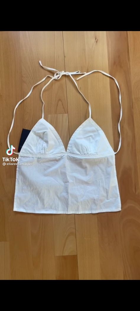 Easy Sew Tank Top, Hand Made Top, How To Sew Cute Tops, Top Template Sewing, Sewing Tops Ideas, Free Camisole Sewing Pattern, Sew Top Pattern, Cami Top Pattern Free Sewing, Easy Summer Tops To Sew