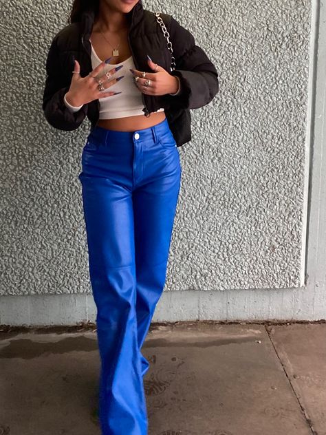 Leather Pants Outfit Aesthetic, Blue Leather Pants Outfit, Black Crop Puffer Jacket, Aesthetic Outfit Streetwear, Korean Outfits Aesthetic, Blue Leather Pants, Shadow Nails, Black Nike Air Force 1, Crop Puffer Jacket