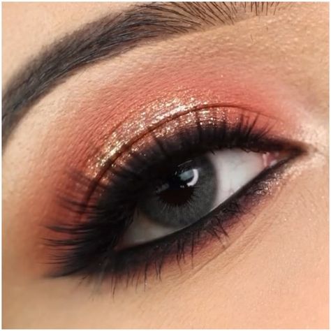 MetDaan Makeup - So peachy!🍑🧡 Peachy Pink Eye Makeup, Metdaan Makeup, Feeling Peachy, Pink Eye Makeup, Peachy Pink, An Eye, Makeup Looks, Eye Makeup, Prom