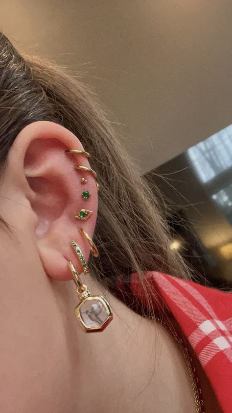 Eat Piercing Stack, Eating Stack, Chunky Earring Stack, Red Earring Stack, Summer Earring Stack, Simple Ear Stack, Ear Piercing Stacks, Stacked Earlobe Piercing, Gold Earring Stack Ideas