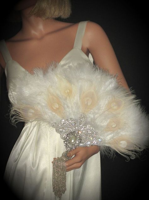 Peacock Feather Fan, Estilo Charleston, Peacock Fan, Bouquet Alternative, 20s Wedding, 1920s Party, Bridal Brooch Bouquet, Great Gatsby Wedding, 1920s Wedding