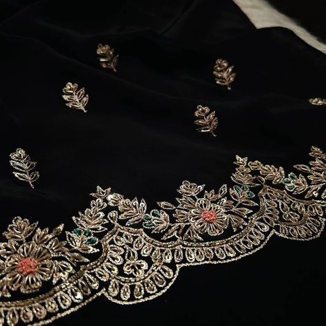 🔔♥️D@D♥️🔔 *#Ready To Go#* Rich & Luxurious Gold Premium Pure Tissue Organza Silk drapes of luxury embellished with intricate zardozi handwork & contrast black pure crepe silk zardozi handwork bp @ ₹9300 shipping Repeat also available on pre order ♥️ Ali Ansari, Dabka Work, Silk Drapes, Zardozi Embroidery, Saree Embroidery, Saree Embroidery Design, Black Pure, Maggam Work Blouses, Saree Designs Party Wear