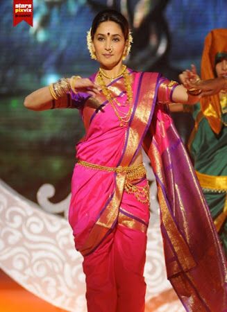 Lavani dance Lavani Dance, Marathi Mulgi, Marathi Saree, Kashta Saree, Nauvari Saree, Saree Wearing, Saree Wearing Styles, Fashion Reference, Indian Fashion Saree