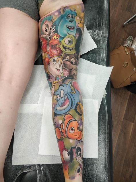 Gravity Falls Tattoo Ideas, Geek Tattoos, Disney Inspired Tattoos, Disney Sleeve Tattoos, Autumn Tattoo, Sailor Moon Tattoo, Tattoos Inspiration, Gravity Fall, Geek Tattoo