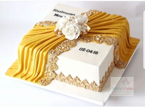 Gaye Holud Cake Design, Cake For Haldi Ceremony, Haldi Cake Design For Bride, Haldi Theme Cake, Mehndi Cake Ideas, Haldi Cake Design, Haldi Cake, Dholki Cake, Saree Cake