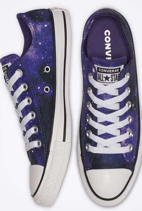 Goth Japanese, Galaxy Converse, Galaxy Vans, Style Converse, Converse Style, Soft Grunge, Grunge Style, Pastel Goth