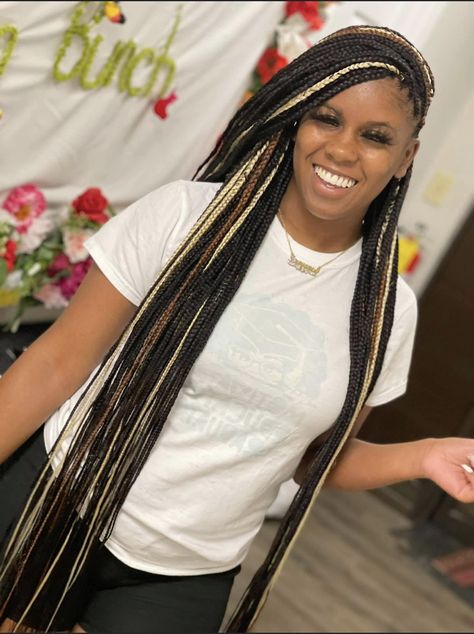 Blond Brown Black Braids, Brown Blonde And Black Braids, Extended Braids, Black Box Braids, Large Box Braids, Braiding Hairstyles, Shaved Side, Locs Styles, Shaved Side Hairstyles