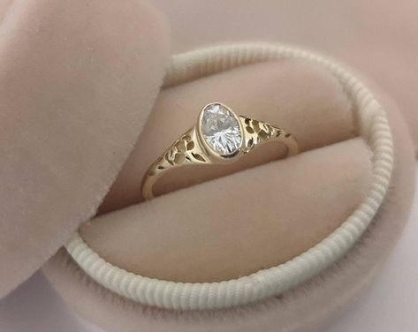 Unique Gold Wedding Rings, Floral Wedding Band, Flower Wedding Band, Floral Wedding Bands, 14k Gold Wedding Ring, 14k Gold Wedding Band, Floral Engagement Ring, Cute Engagement Rings, Future Engagement Rings