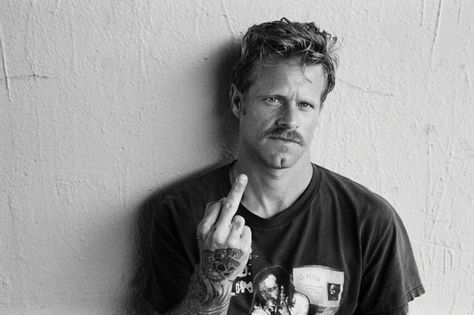 Anthony Van engelen #Skate #estilo #ViejaGuardia Wasted Talent, Anthony Van Engelen, Margaret Thatcher, Great Bands, One Love, Art Photo, Skateboarding, Music Art, Character Inspiration