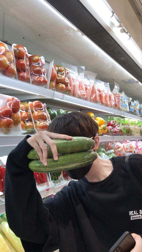 Grocery Shopping Aesthetic, G Dragon Cute, Shopping Aesthetic, Mr Bean, Ideal Boyfriend, Aesthetic Boy, Tomboy Fashion, Grocery Shop, Grocery Shopping