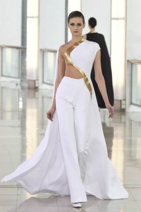 10941442_964719100206803_5596427113421499985_n-500x748 Couture 2015, Mode Tips, Bridal Jumpsuit, Solange Knowles, Stephane Rolland, Spring Couture, Moda Vintage, Fashion Images, White Fashion