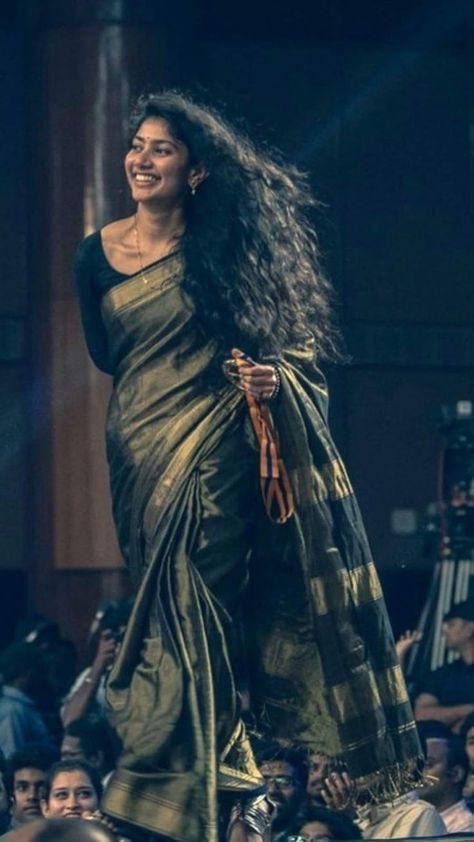 Sai Pallavi Hd Images, Sai Pallavi, Coimbatore, Dark Beauty, Tamil Nadu, Actress Photos, Image Hd, Hd Images, Stylish Girl