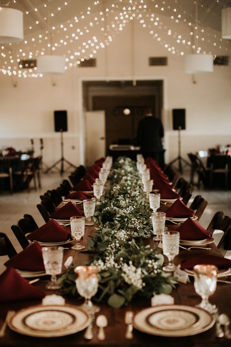 Safe And Burgundy Wedding, Wedding With Burgundy Color Schemes, Maroon Themed Wedding Decorations, Maroon Wedding Reception, Deep Burgundy Wedding Colors, Deep Red Wedding Colors, Wine And Silver Wedding Colors, Modern Burgundy Wedding, Wedding Decor Winter