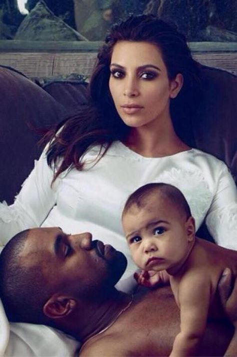 ♥ Kim Kardashian, Kanye West and her daughter North West Kim Kardashian Vogue, North West Baby, Kanye West And Kim, Kim Kardashian Kanye West, Vogue Photo, Kim And Kanye, Kim Kardashian And Kanye, Family Poses, Anja Rubik