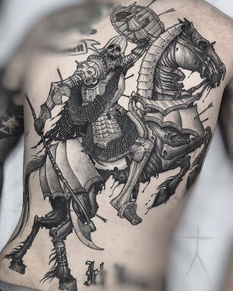 Today we want to introduce to you to the representative of the direction of Graphic tattoo - American tattoo artist Christopher Jade. Christopher uses the plots of the dark Middle Ages in his works, performing them in the style that we freely call «engraving». Demon Back Tattoo, Demon Back, Apocalypse Tattoo, Dark Feminine Tattoos, Back Tattoo Ideas, Gotik Tattoo, Feminine Skull Tattoos, Artwork Tattoo, Medieval Tattoo