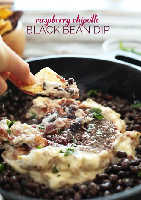 Party Food Easy, Raspberry Chipotle Sauce, Dip Vegan, Chipotle Black Beans, Bean Dip Recipes, Black Bean Dip, Manhattan Ks, Vegan Dip, Minimalist Baker