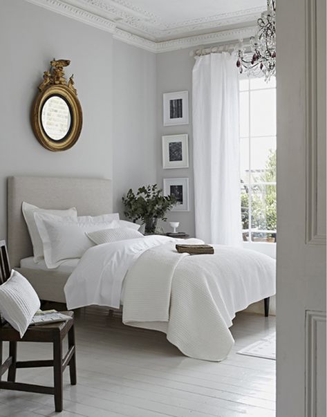 Dreamy Bedroom. Here is a roundup of some gorgeous bedrooms with a neutral palette that make them totally dreamy. Feng Shui Bedroom Layout, Bangladesh Cricket, Feng Shui Bedroom, Modern Luxury Bedroom, Classic Bedroom, Dreamy Bedrooms, Trendy Bedroom, Modern Bedroom Design, Bedroom Layouts