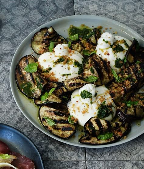 Eggplant Carpaccio, Grilled Eggplant Recipes, Burrata Recipe, Eggplant Recipe, Grilled Eggplant, Minced Meat, Eggplant Recipes, Grilled Vegetables, Parsley