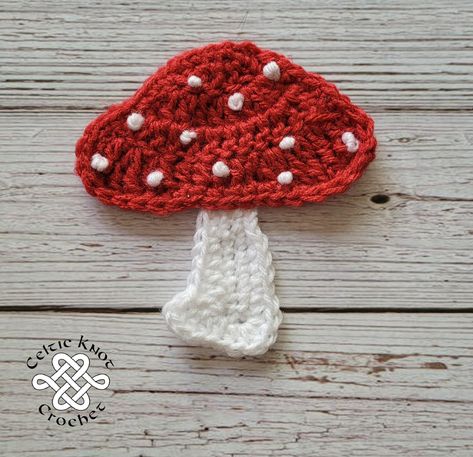 Crochet Fall Garland - FREE pattern by Celtic Knot Crochet Crochet Autumn Applique, Flat Crochet Mushroom, Crochet Toadstool Applique, Crochet Mushroom Garland Free Pattern, Mushroom Crochet Garland, Crochet Curtain Ties Free Pattern, Crochet Mushroom Garland Pattern, Crochet Toadstool Pattern Free, Mushroom Crochet Applique