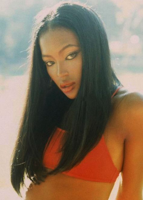 Pay only 3$ of the products price. Check it out now. fashion vogue luxury rich design reblog photography outfit Naomi Campbell Face, Naomi Campbell Hair, Hairstyles 90s, Sensual Seduction, Original Supermodels, 90s Model, Steven Meisel, Christy Turlington, Instagram Girls