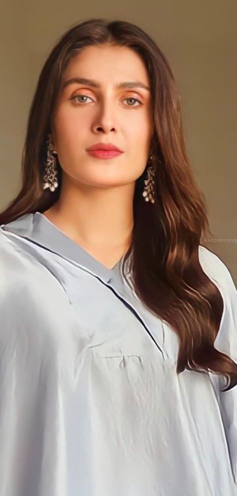 Aiza Khan, Ayeza Khan, Indian Tv Actress, Pakistani Actress, Fav Celebs, Actress Photos, Hollywood, Actresses, Queen