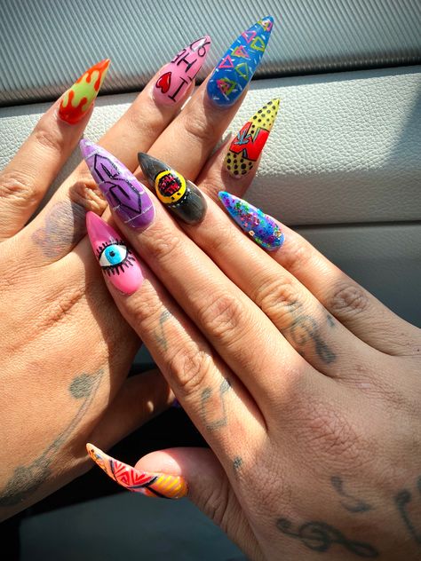 Nostalgia Nails, Mtv Nails, Nickelodeon Nails, 90s Nostalgia Nails, 90s Theme Nails, Rugrats Nail Designs, 90 Nails The 90s Art Designs, 90s Nail Art, 90s Nail Designs