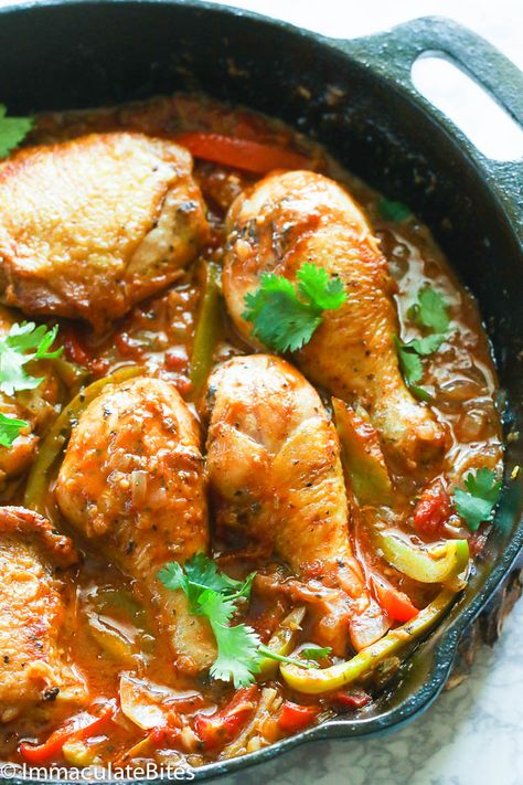 Sofrito Chicken Stew Sofrito Sauce Recipe, Sofrito Recipe Dominican, Easy Sofrito Recipe, Sofrito Chicken, Sazon Recipe, Sofritas Recipe, Latino Recipes, Sofrito Recipe, Regional Recipes