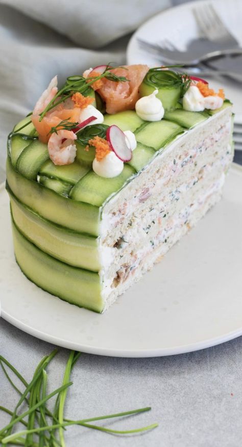 Sandwich Torte, Eggs Ideas, Sandwich Cake, Tea Party Food, Party Food Platters, Swedish Recipes, Tea Sandwiches, Kids Outdoor, Diy Easter