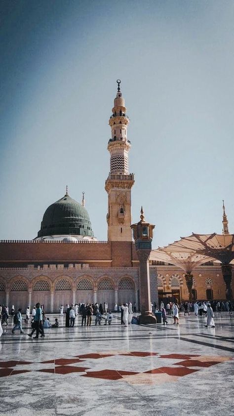 Macca Madina, Medina Islam, Medina Saudi Arabia, Medina Mosque, Paid Promotion, Mosque Art, Muslim Images, Beautiful Ocean Pictures, Mosque Architecture