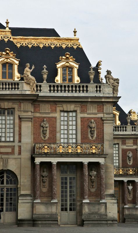 Chateau Versailles, Palace Of Versailles, Chateau France, Old Building, Beautiful Architecture, Beautiful Buildings, Oh The Places Youll Go, France Travel, Marie Antoinette