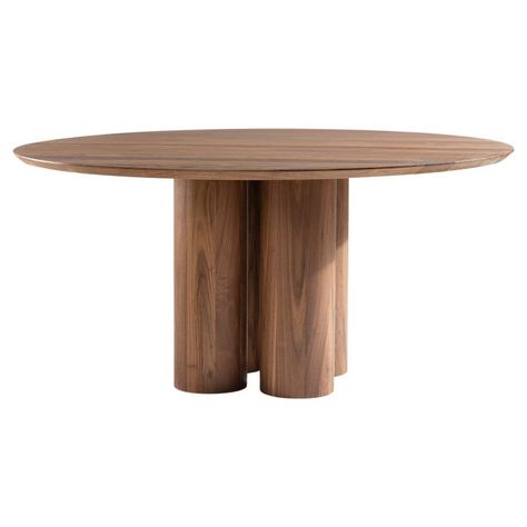 Kluskens Jumbo Dining Table | See more antique and modern Dining Room Tables at https://www.1stdibs.com/furniture/tables/dining-room-tables Walnut Round Table, Wooden Table Round, Round Walnut Dining Table, Round Table For Kitchen, Big Round Dining Table, Round Table With Leaf, Round Table Wood, Round Table Legs, Wooden Round Dining Table