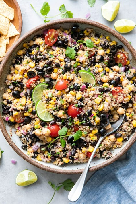 Quinoa Salad Bowl, Quinoa Salad Vegan, Instant Pot Quinoa Recipes, Simple Veganista, Southwest Quinoa, Southwest Quinoa Salad, Ramadan Iftar, Vegan Quinoa, Vegan Salads