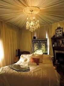 Eye For Design: Tented Ceilings......Add Some Drama To Your Interiors Posh Playroom, Unfinished Basement Decorating, Ceiling Draping, Fabric Ceiling, Basement Decorating, Decorating Bedroom, Diy Basement, Basement Ceiling, Diy Ceiling